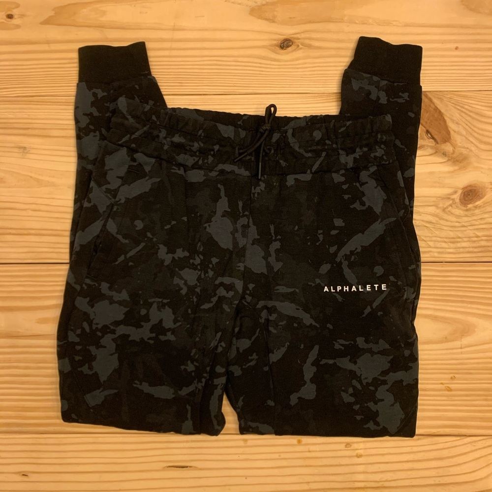 Alphalete Camo Joggers